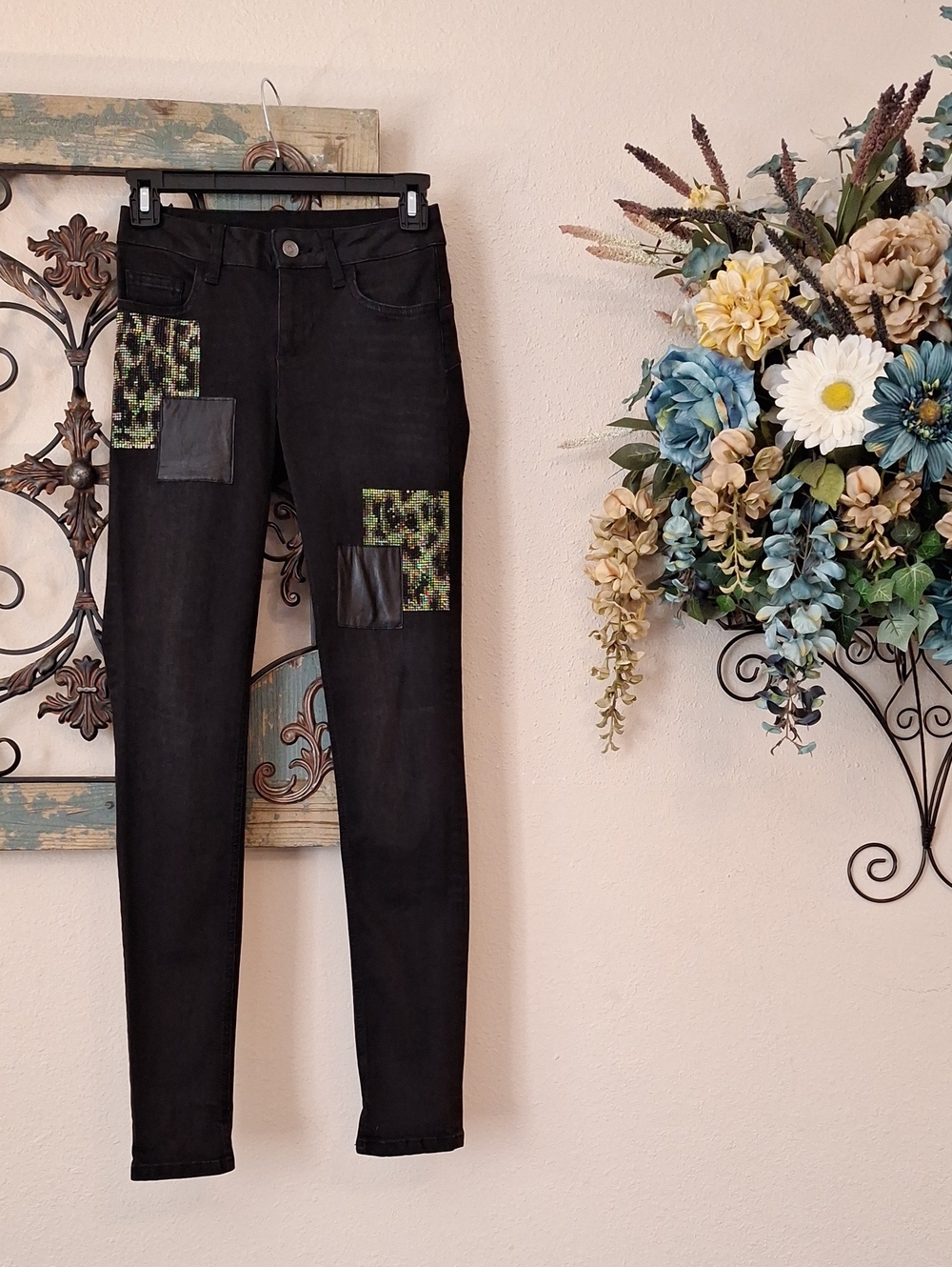 Liu Jo Black Skinny Jeans with Green Camo and Black Faux-Leather Patches Size 25